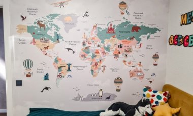 Отзыв на Детская карта мира с достопримечательностями и животными - 3