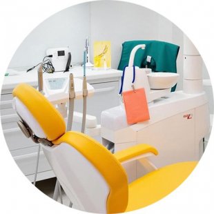 Бесшовные обои в комнате отдыха и операционном кабинете детской стоматологии
