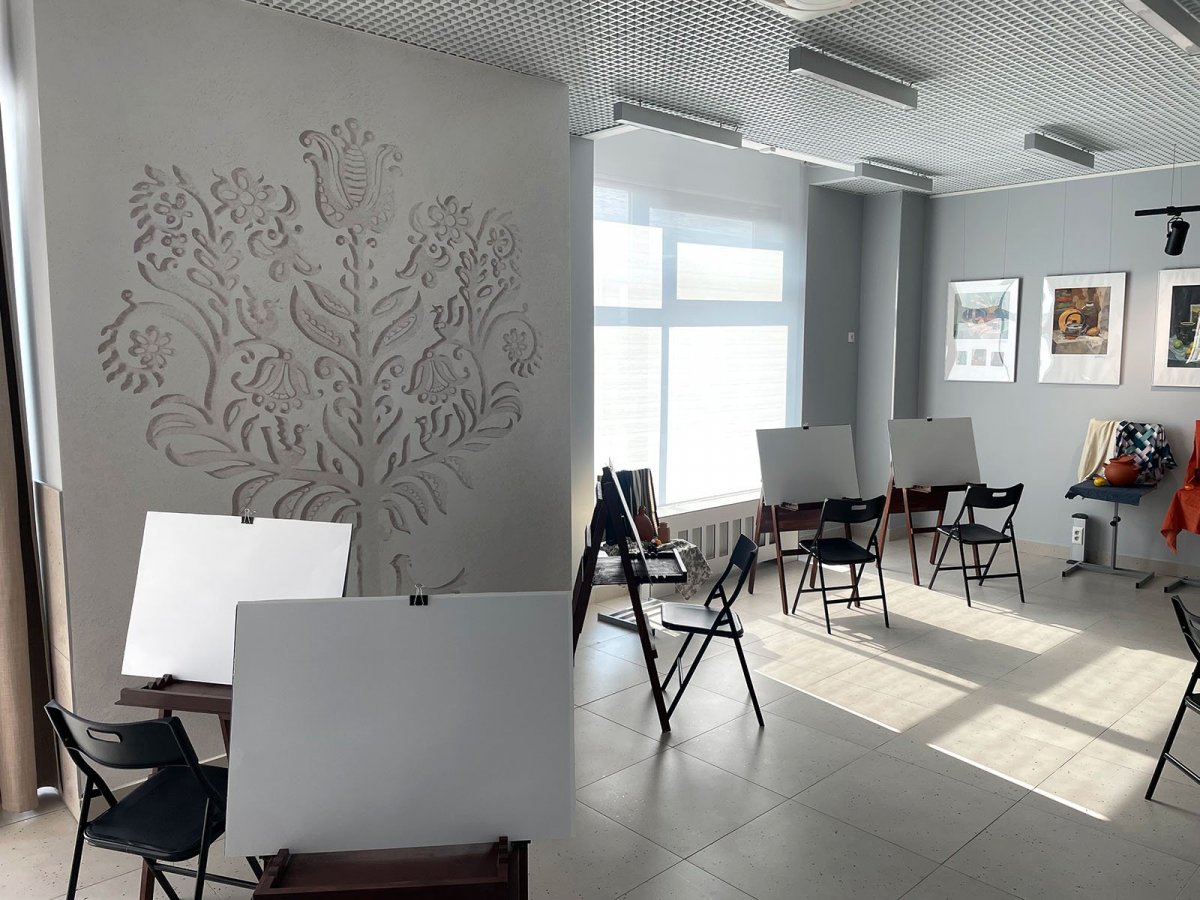 Обои для классов Детской художественной школы имени Саутова